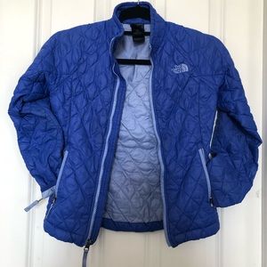 SOLD‼️Girls North Face Thermoball, blue, size 7